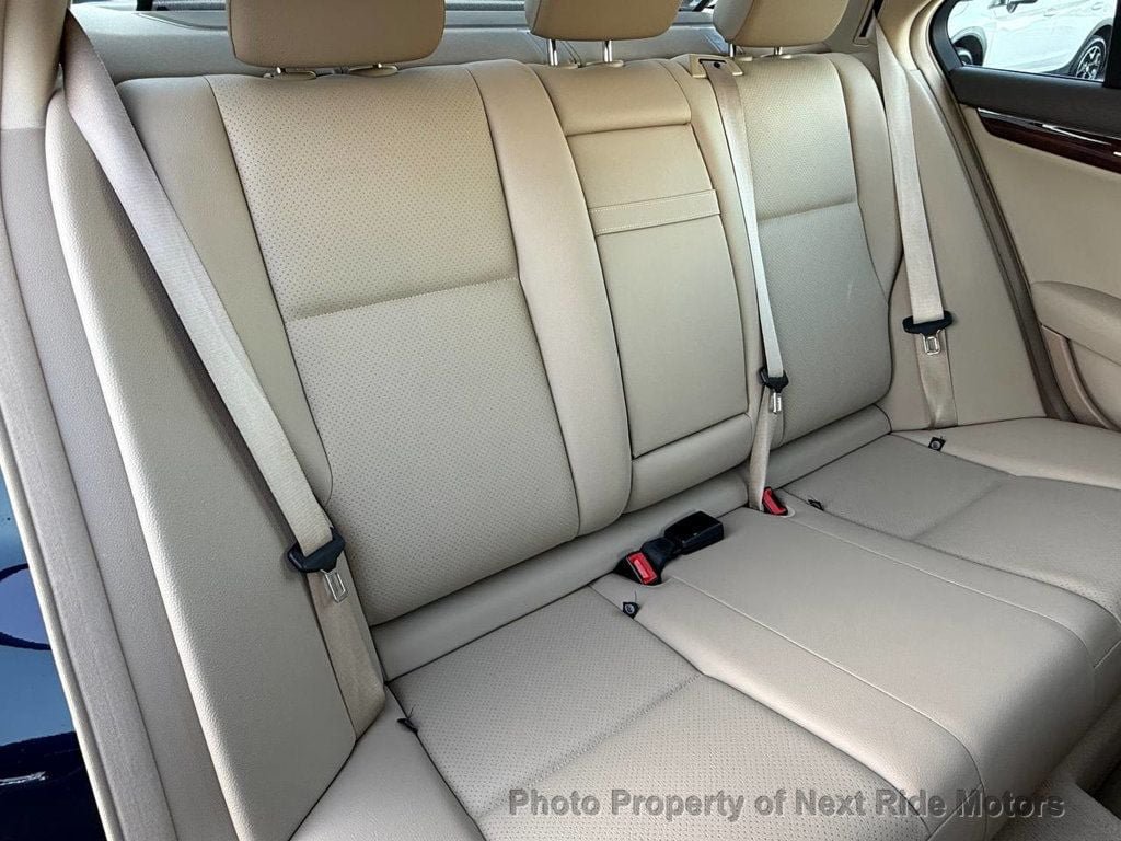 Used 2009 Mercedes-Benz C 300 4MATIC Sedan image 19