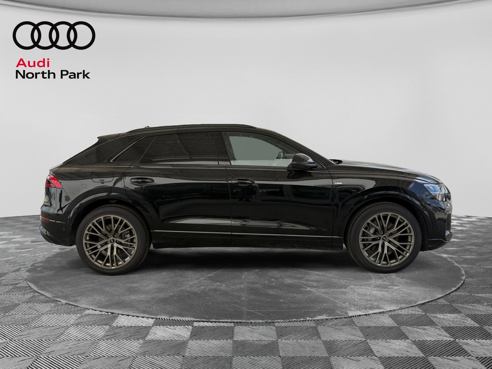 New 2027 Audi Q8 Prestige AWD/4WD image 6