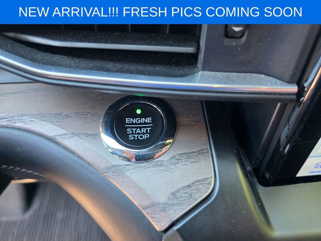 Used 2020 Ford Explorer Platinum w/ Premium Technology Package AWD/4WD image 13