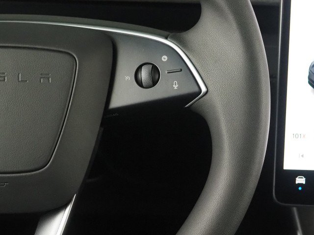 Used 2026 Tesla Model Y Long Range RWD image 22