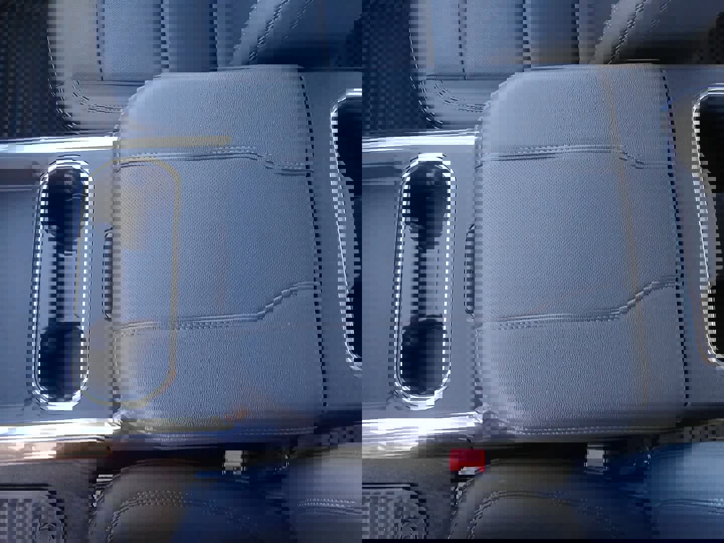 Used 2025 Chevrolet Silverado 3500 LTZ w/ LTZ Plus Package image 34