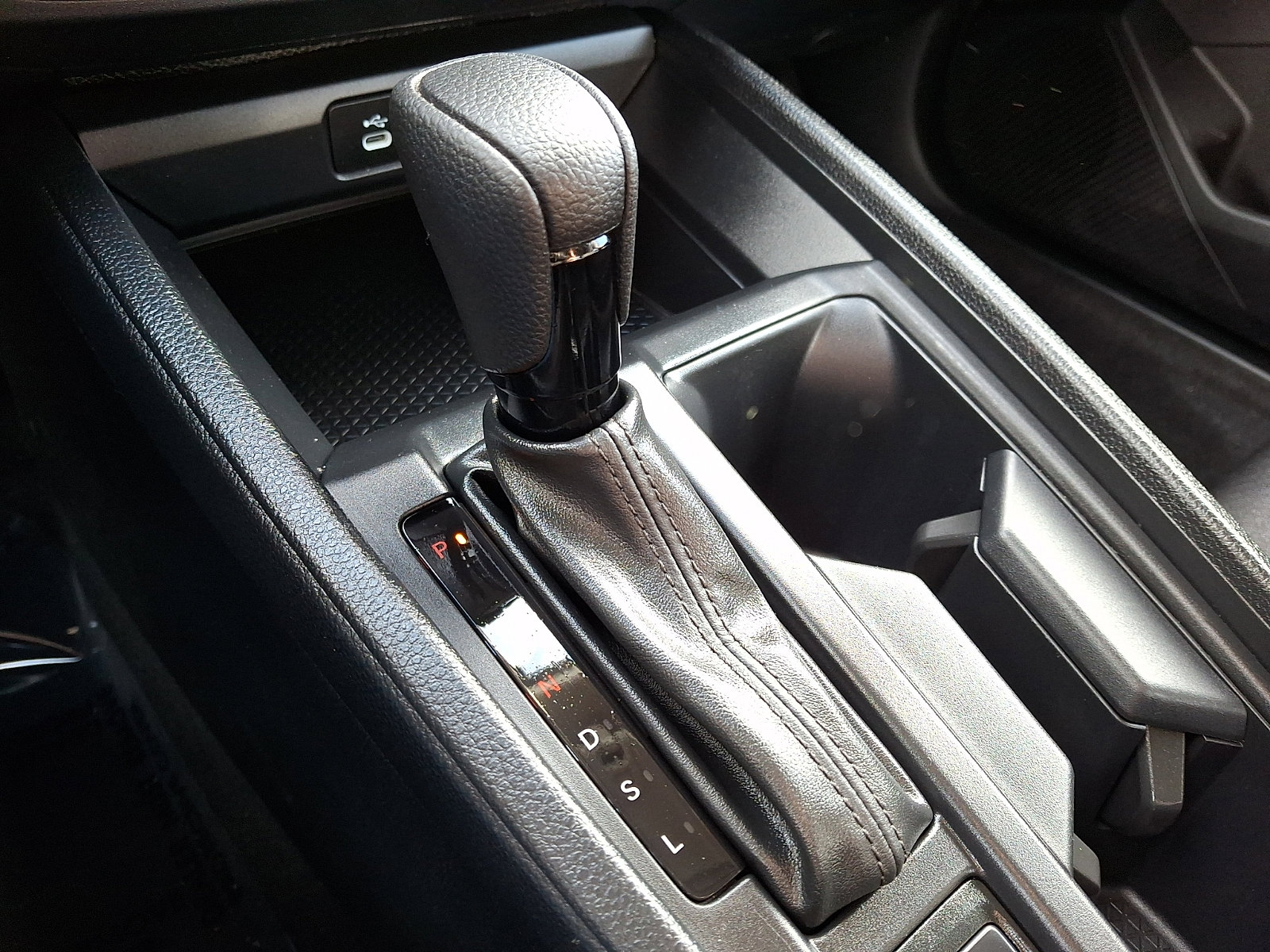 Certified 2024 Honda Accord EX image 15