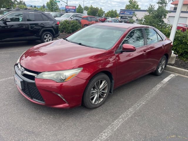 Used 2015 Toyota Camry SE FWD image 6