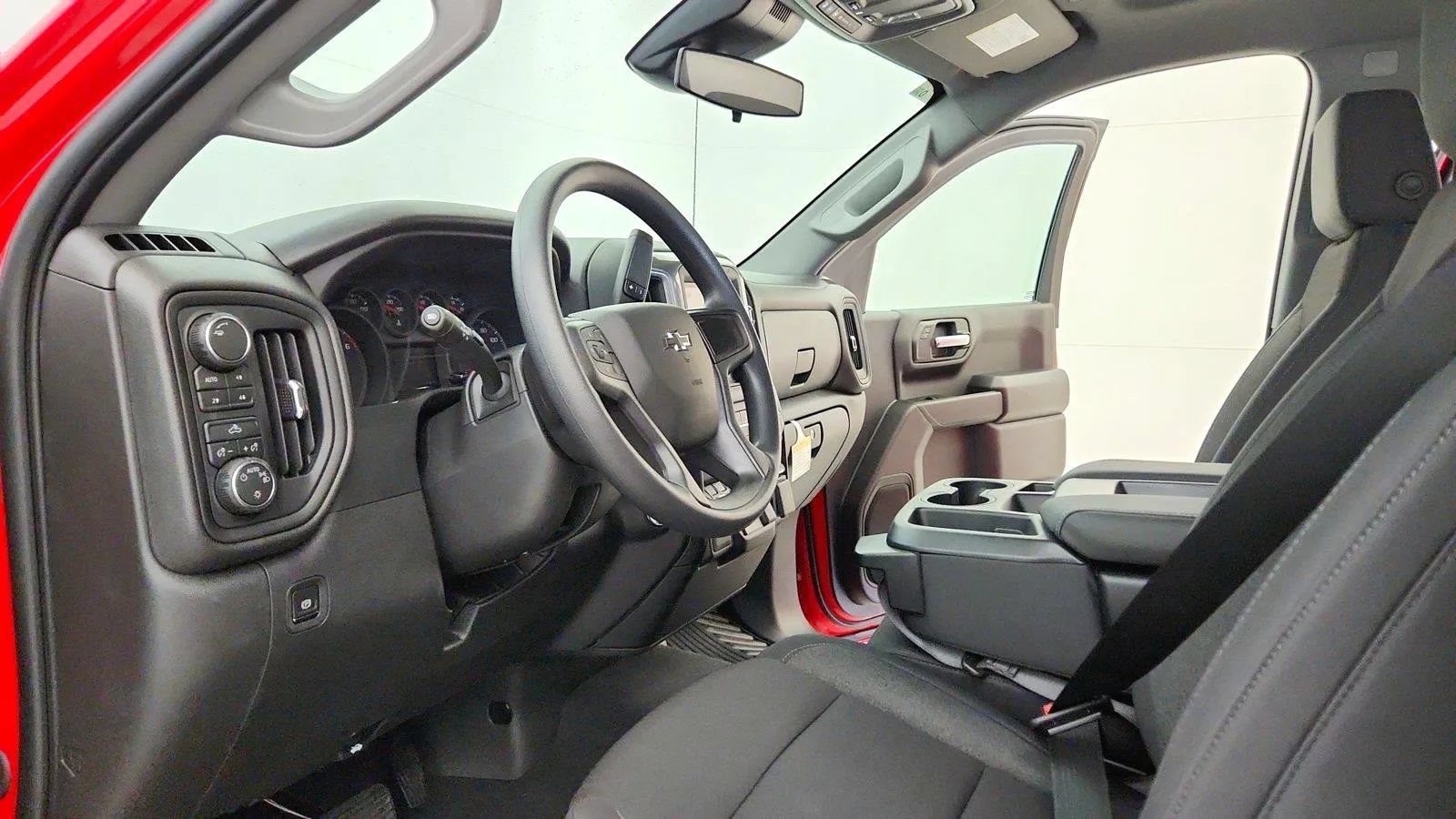 New 2026 Chevrolet Silverado 1500 Custom Trail Boss w/ LPO, Dark Essentials Package AWD/4WD image 15