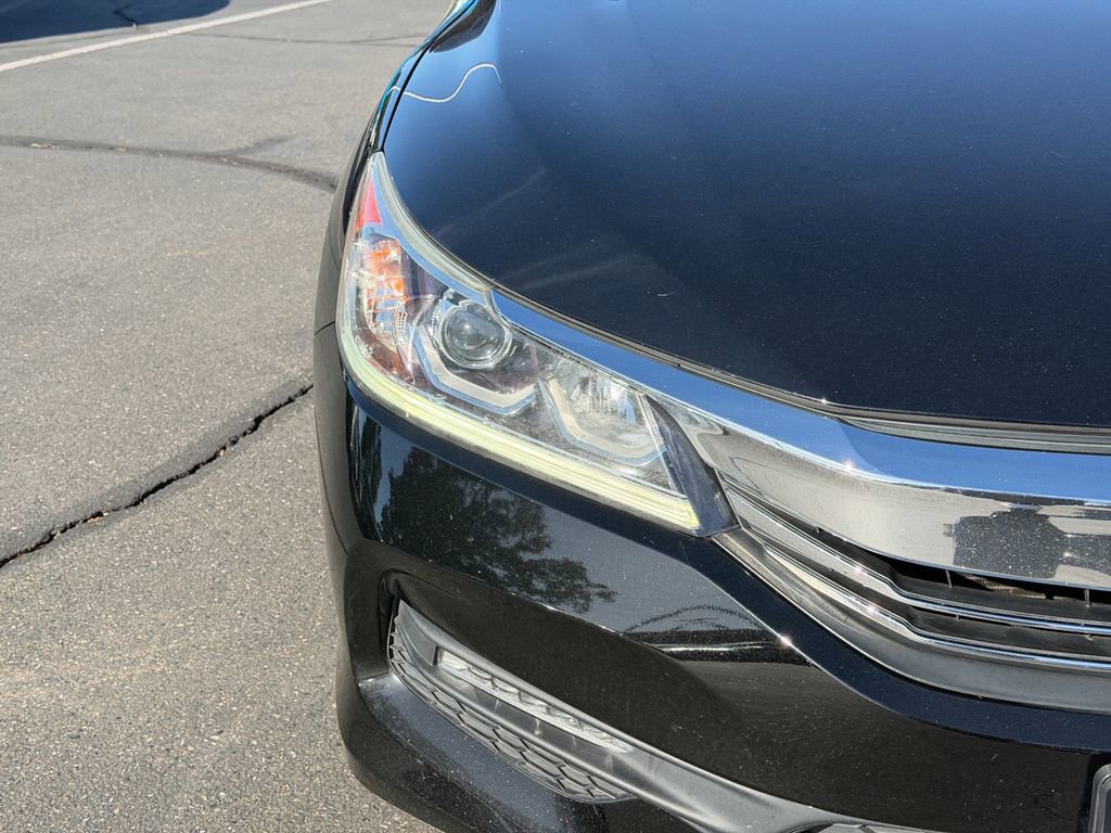 Used 2016 Honda Accord EX-L image 5
