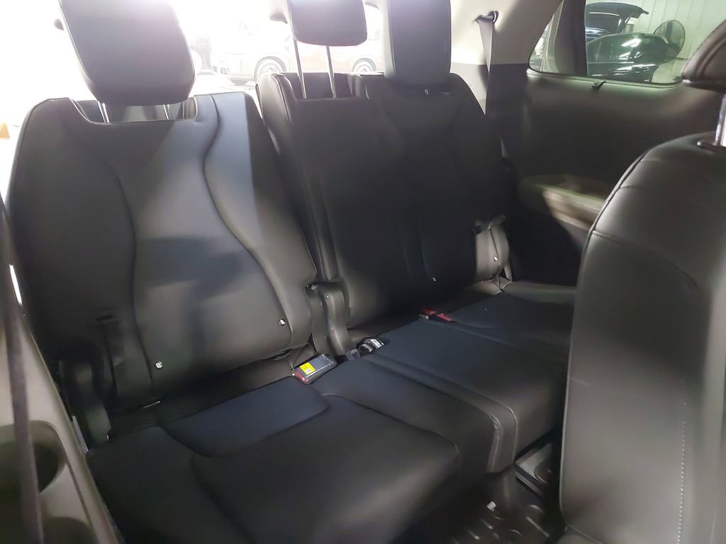 New 2026 Kia Carnival SX FWD image 12