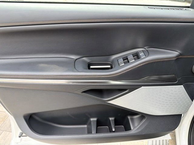 New 2026 Lincoln Navigator Black Label image 9