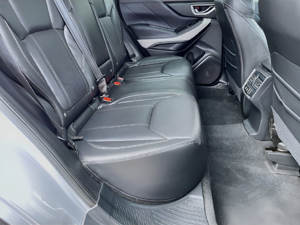 Used 2023 Subaru Forester Limited AWD/4WD image 29