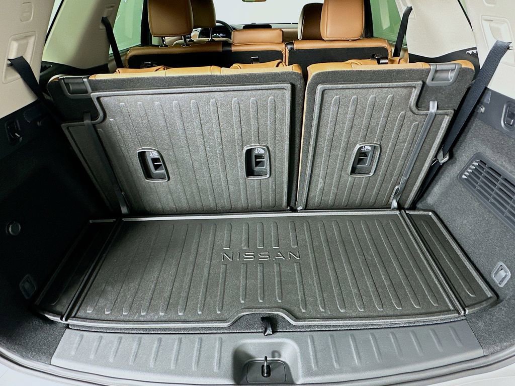 New 2025 Nissan Pathfinder Platinum w/ Cargo Package image 34