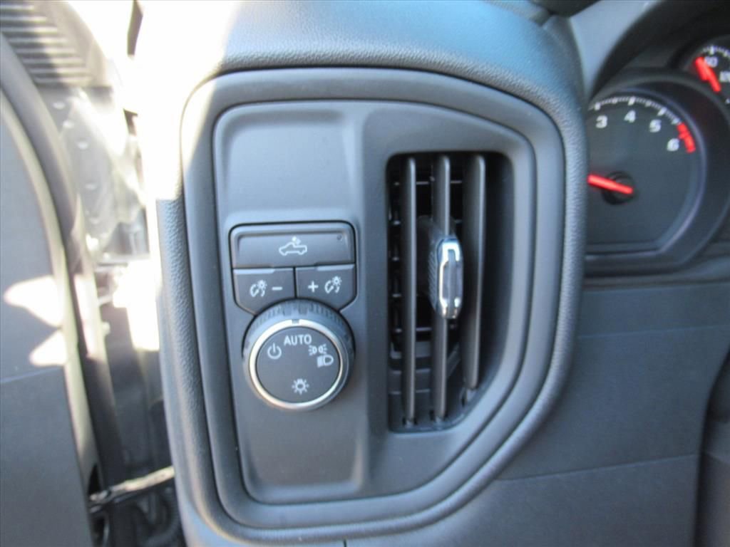 Used 2026 Chevrolet Silverado 1500 W/T w/ WT Value Package image 16