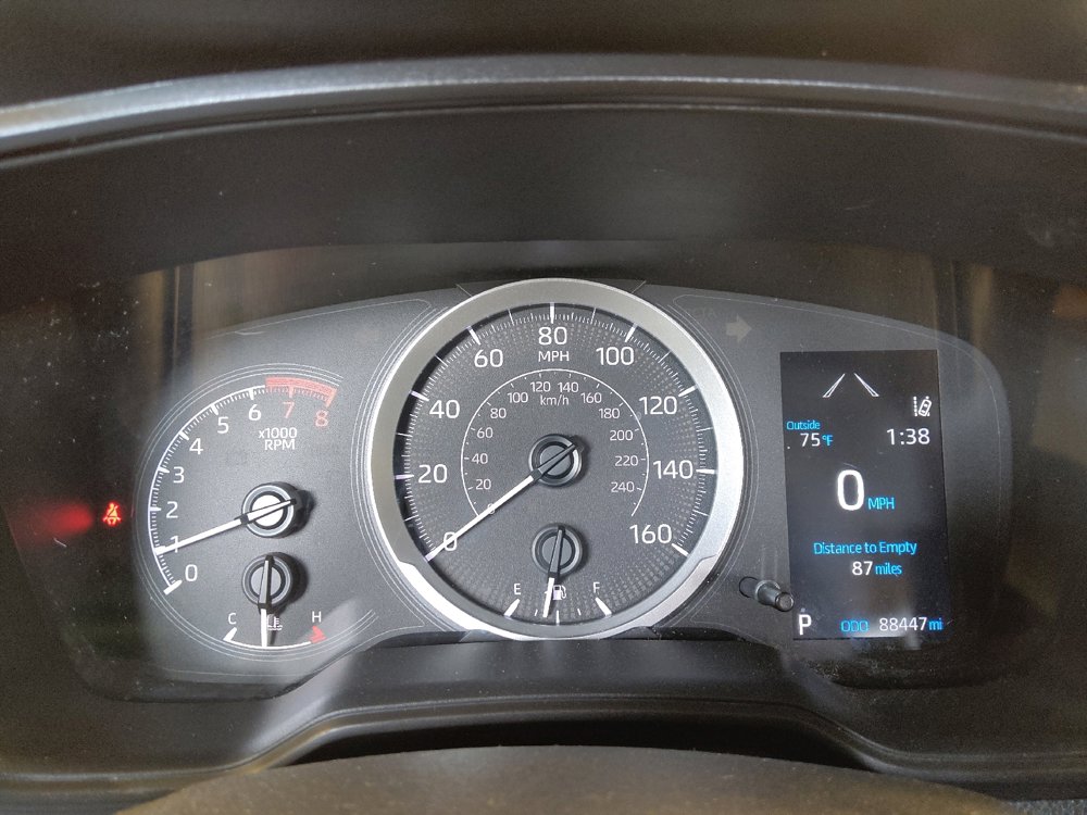 Used 2022 Toyota Corolla LE FWD image 23