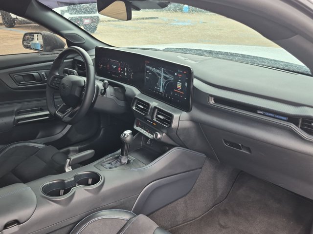 Used 2025 Ford Mustang Dark Horse RWD image 17
