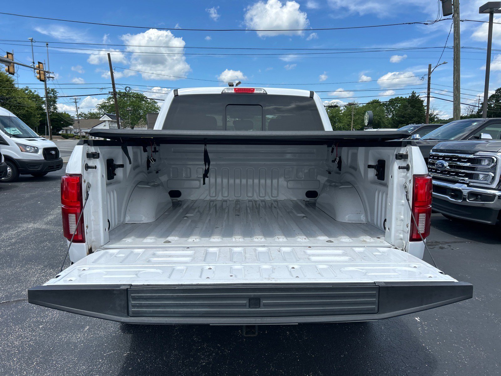 Used 2020 Ford F150 Lariat w/ Equipment Group 502A Luxury AWD/4WD image 16