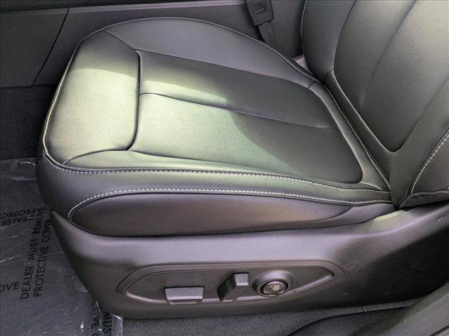 New 2026 Jeep Grand Cherokee Limited w/ Limited Altitude Package RWD image 4