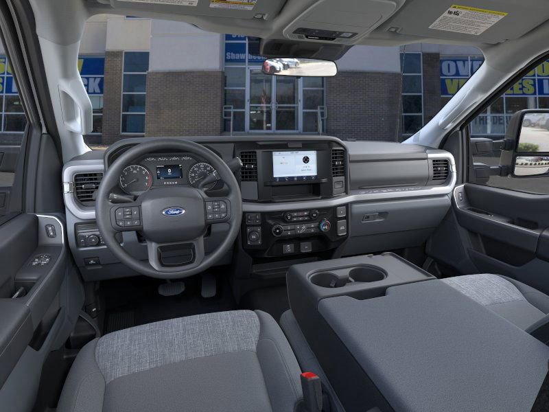 New 2025 Ford F350 XLT w/ 360-Degree Camera Package image 9
