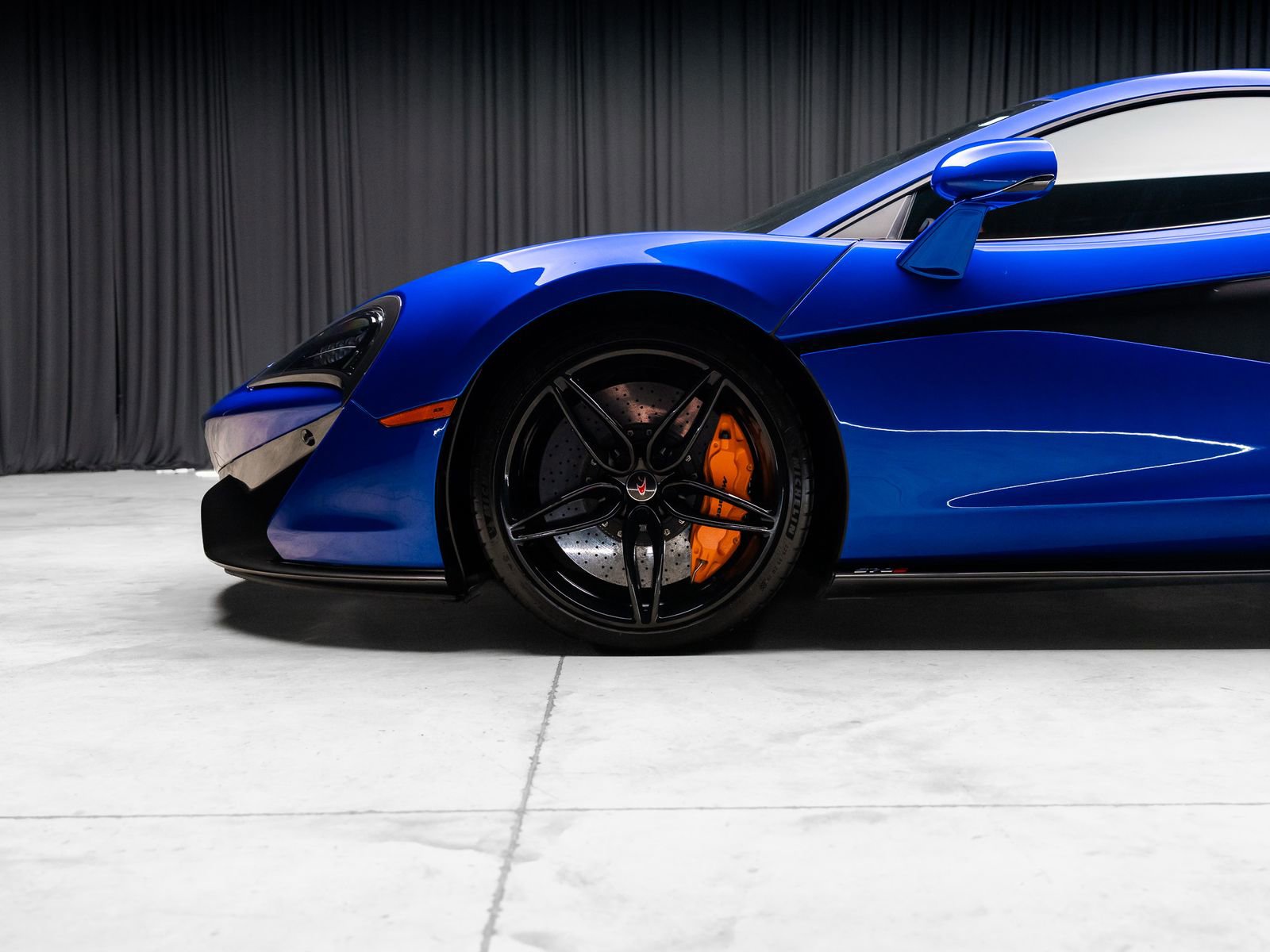 Used 2017 McLaren 570S Coupe RWD image 24