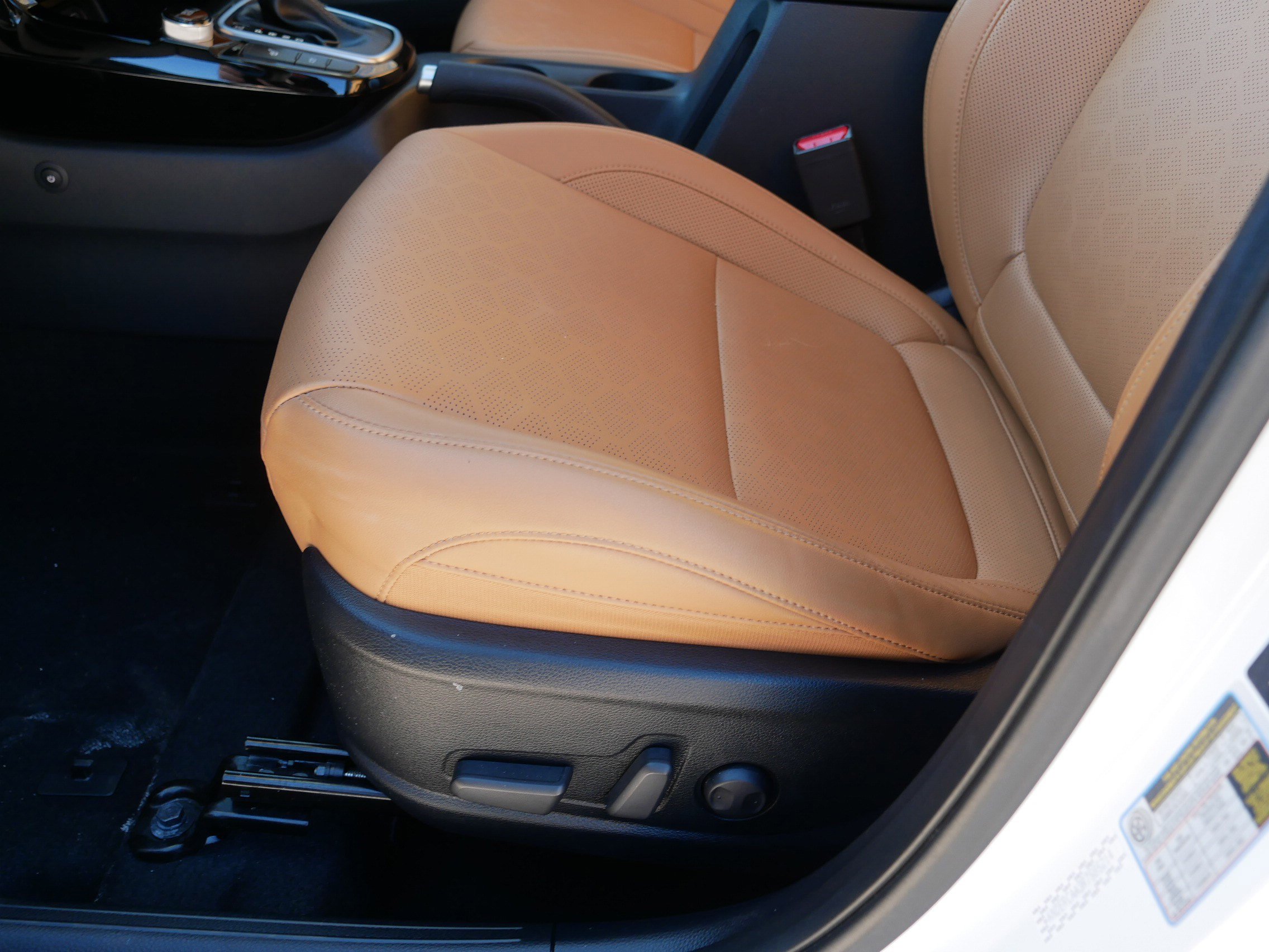 Certified 2024 Kia Seltos EX image 20