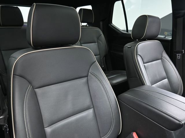 Used 2023 Chevrolet Traverse Premier image 30