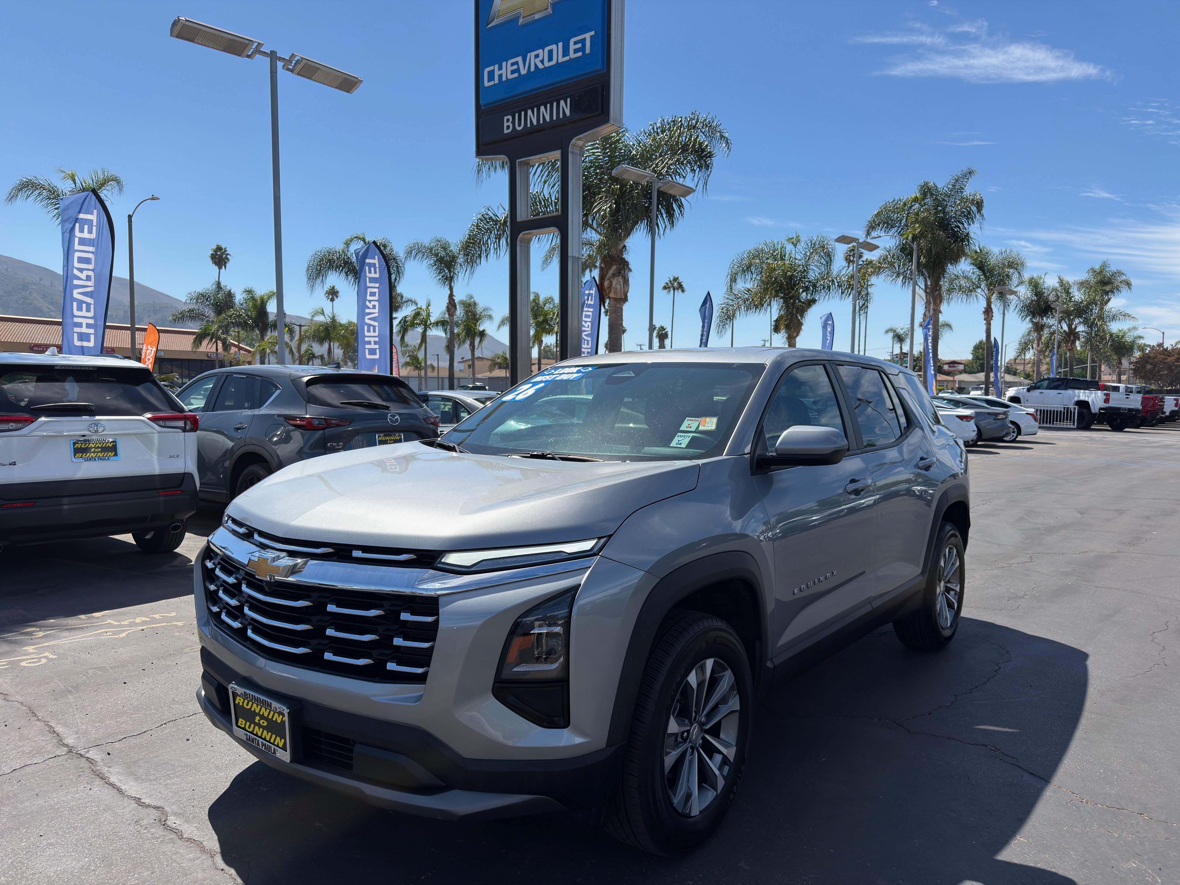 Used 2026 Chevrolet Equinox LT FWD image 4