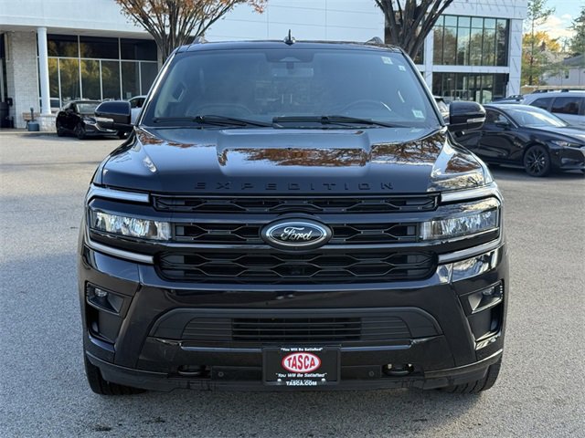 Used 2023 Ford Expedition Max Limited image 3