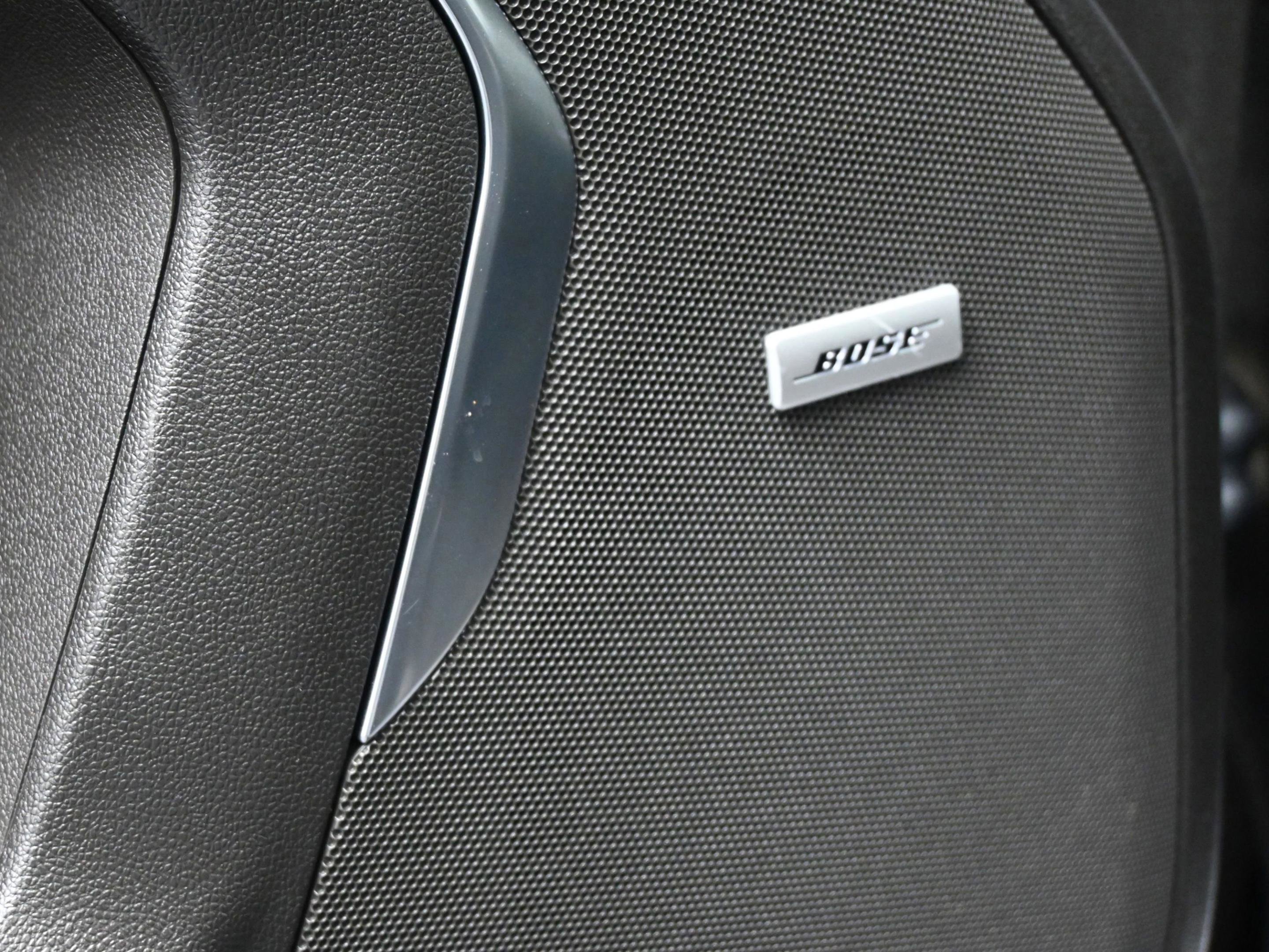 Used 2022 GMC Yukon XL AT4 image 45