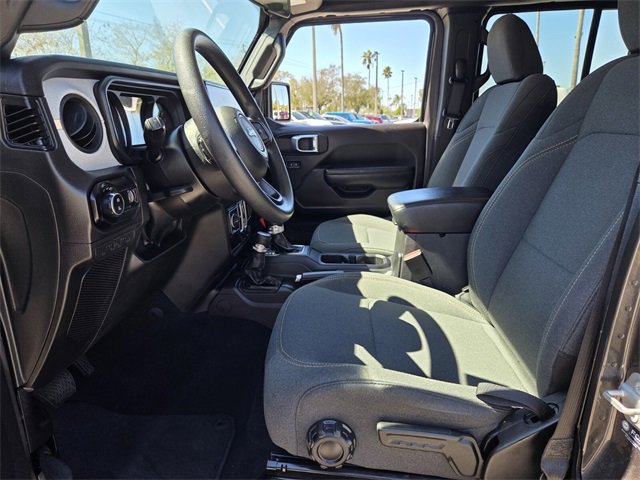 Certified 2024 Jeep Gladiator Sport image 12