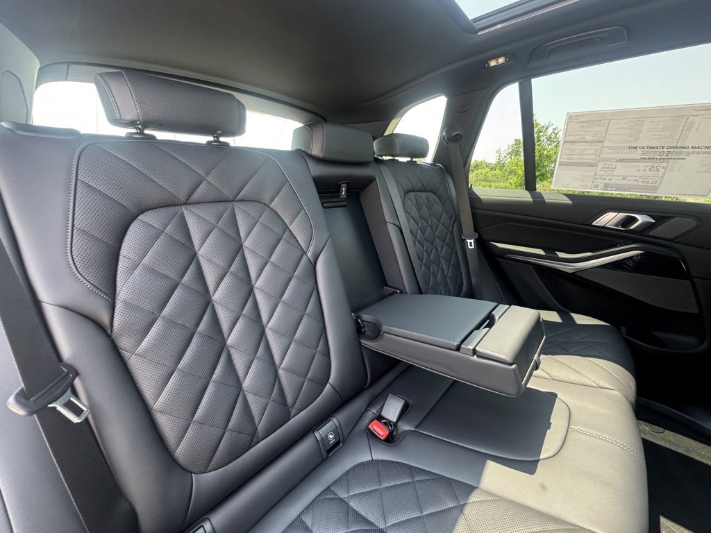 Used 2026 BMW X5 xDrive40i w/ M Sport Package image 21