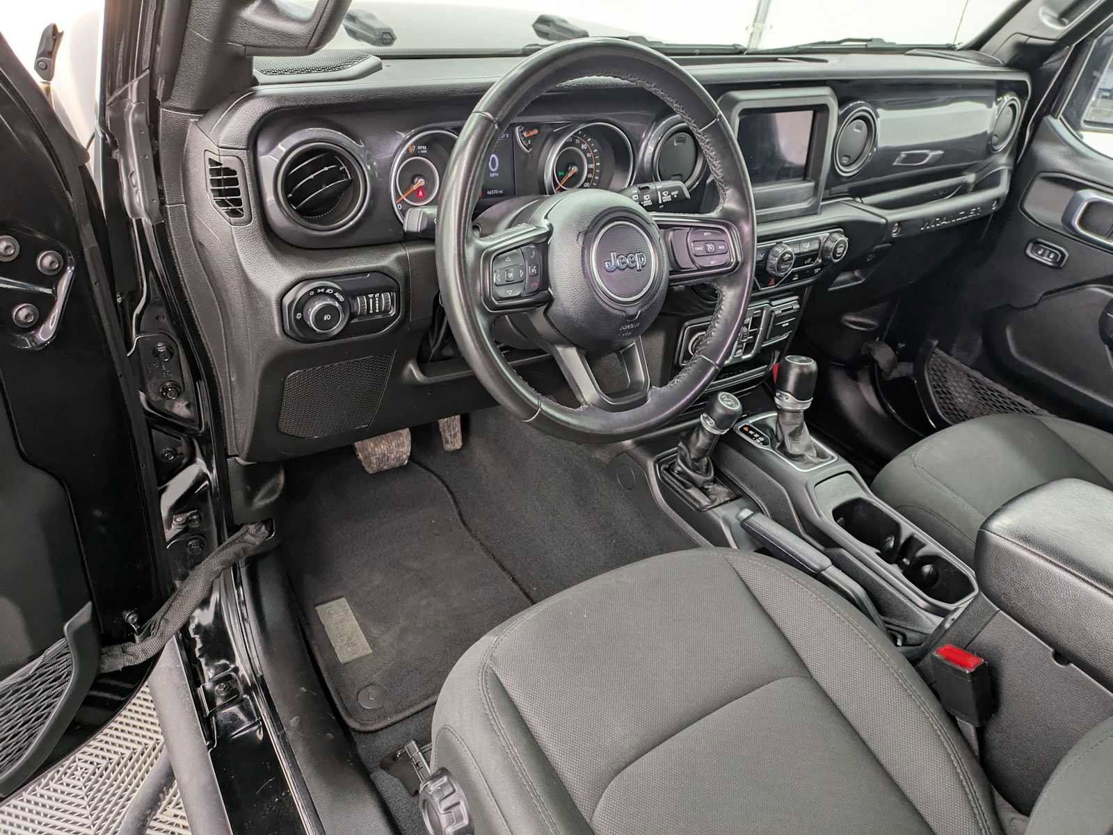 Used 2022 Jeep Wrangler Unlimited Sport image 2