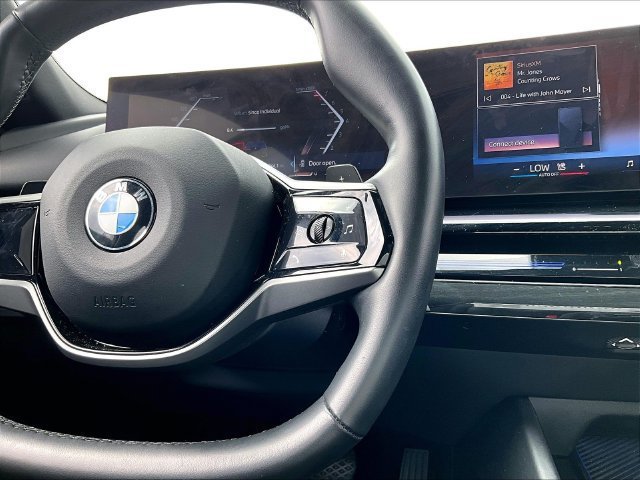 Used 2025 BMW 530i xDrive AWD/4WD image 22
