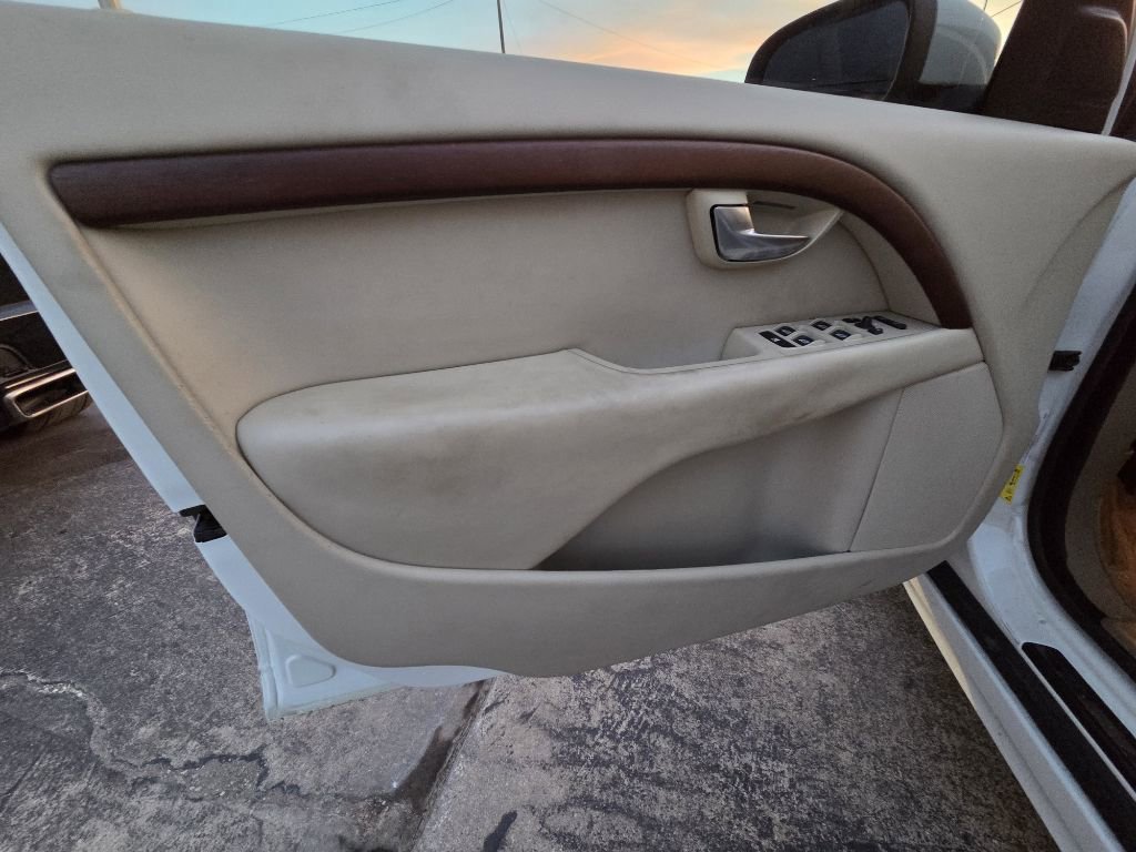 Used 2008 Volvo S80 3.2 image 12