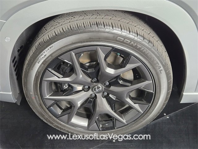 New 2025 Lexus TX 500h AWD image 9