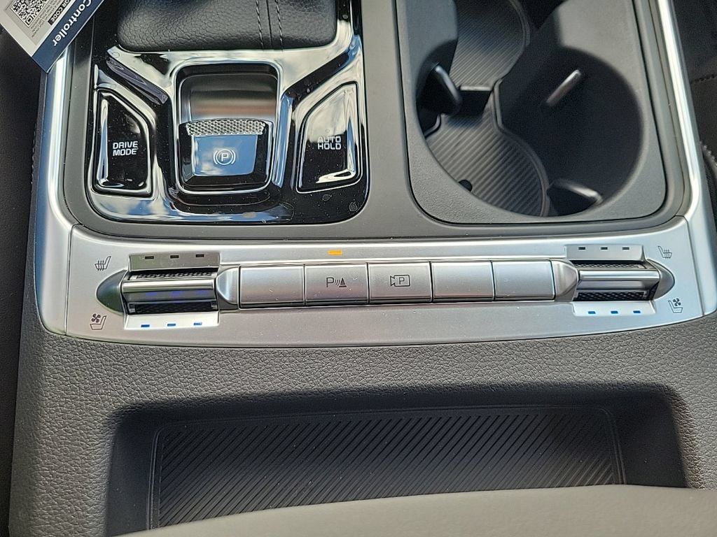 New 2026 Kia Carnival SX w/ SX Dark Edition Package FWD image 24
