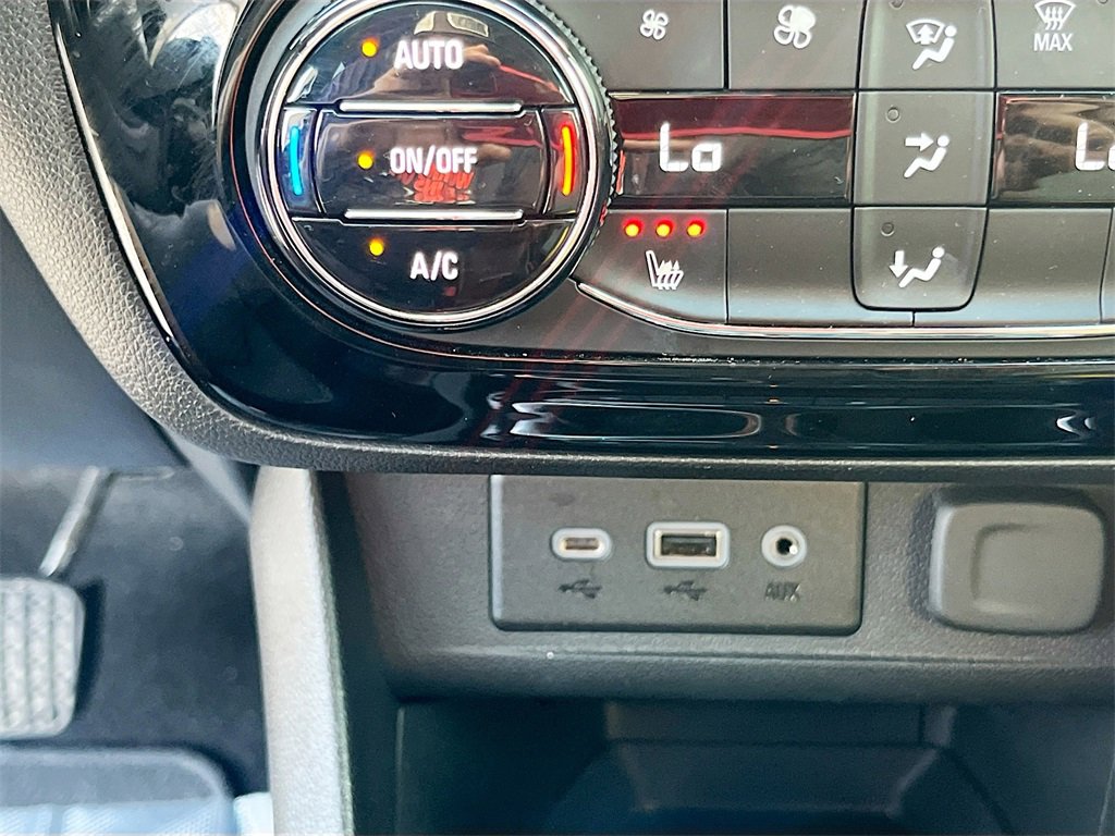 Used 2021 Buick Encore GX Select w/ Sport Touring Package image 19