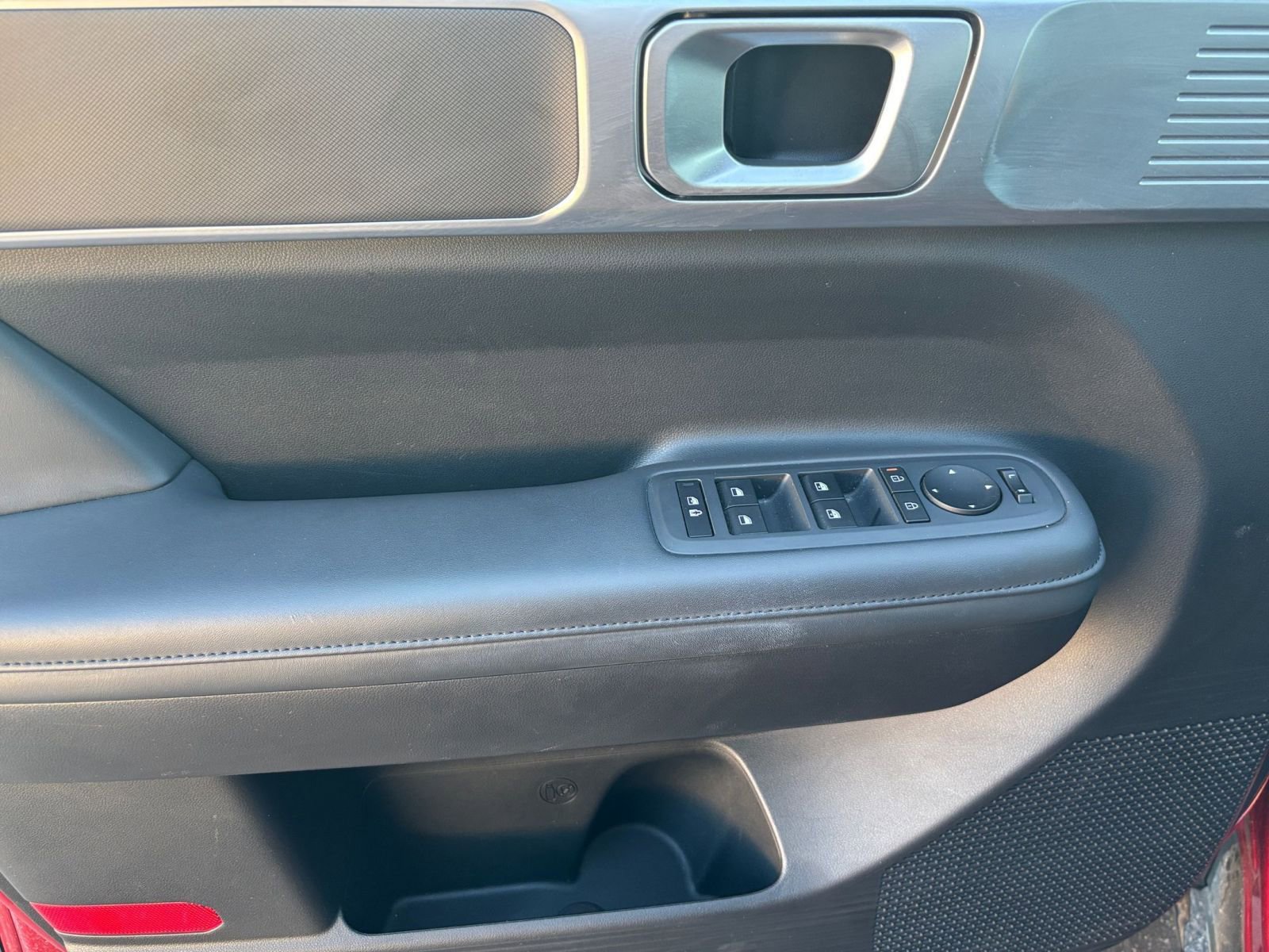 Used 2025 Hyundai Santa Fe SEL image 21