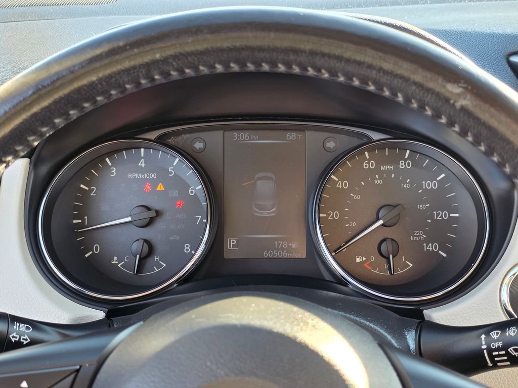 Used 2018 Nissan Rogue Sport SL image 19