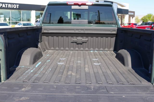 Used 2025 Chevrolet Silverado 2500 LTZ w/ LTZ Plus Package AWD/4WD image 10