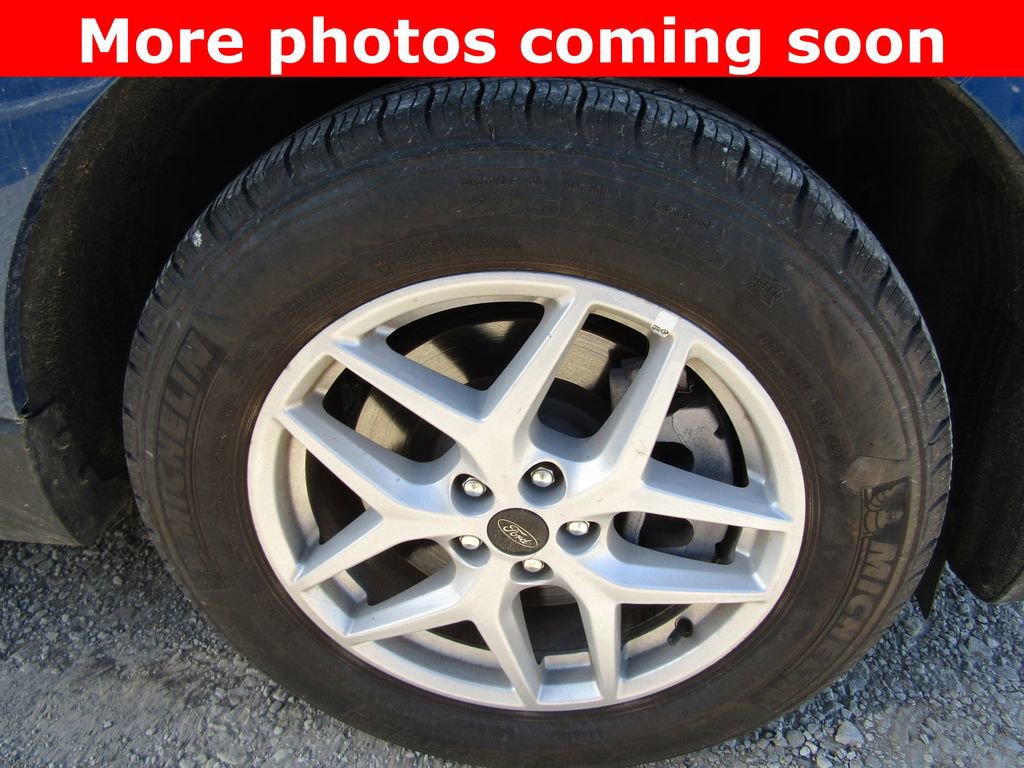 Used 2024 Ford Edge SEL w/ Convenience Package image 9