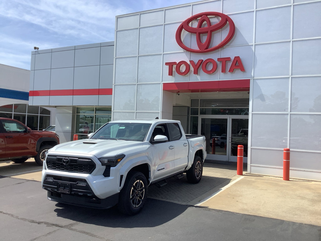New 2025 Toyota Tacoma TRD Sport w/ TRD Sport Upgrade Package image 3