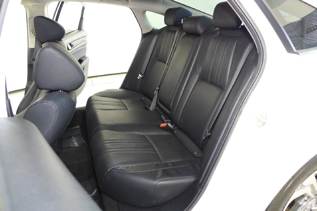 Used 2018 Honda Accord EX-L image 21