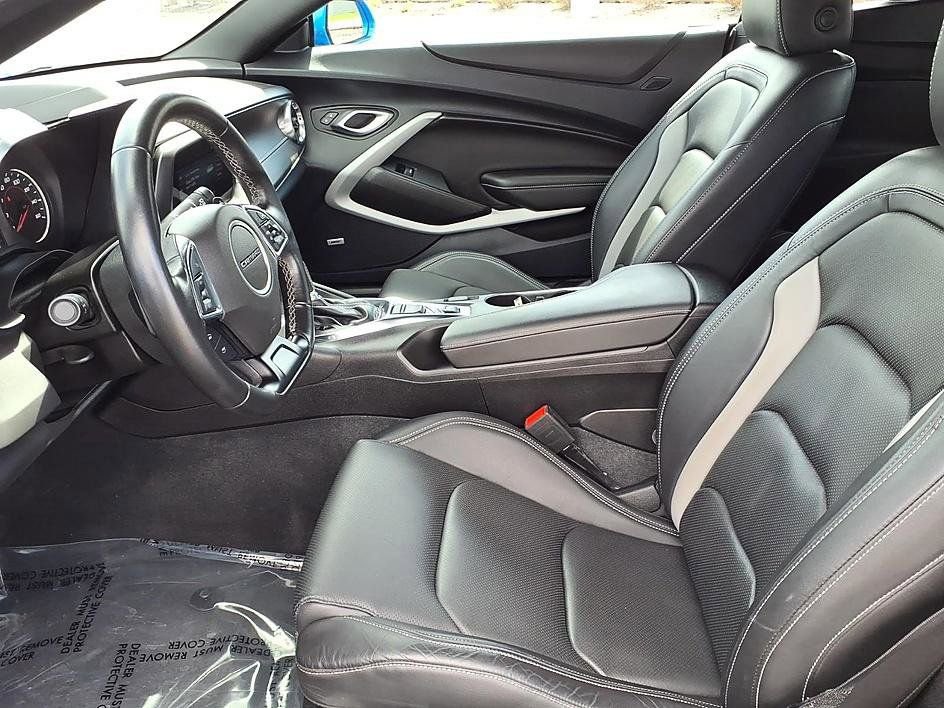 Used 2024 Chevrolet Camaro LT w/ Technology Package RWD image 20