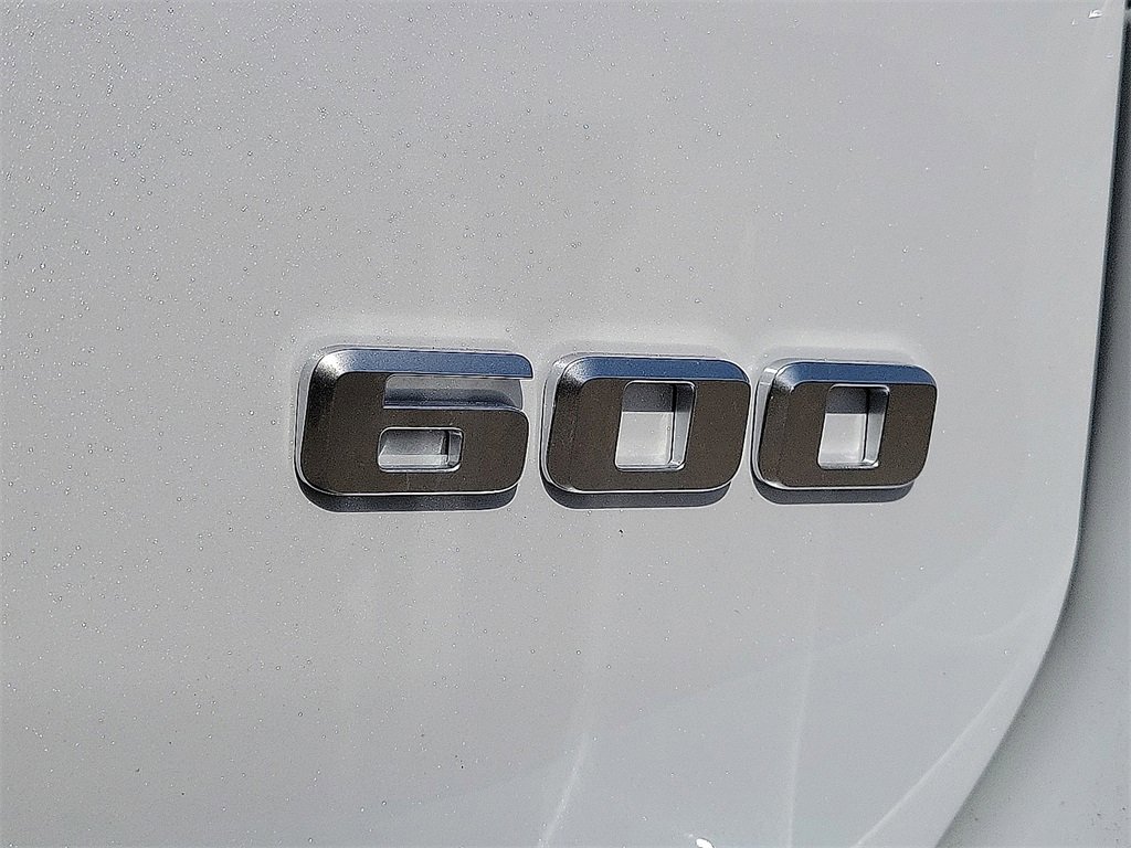 New 2026 Cadillac Escalade Platinum Luxury w/ LPO, Floor Liner Package image 9