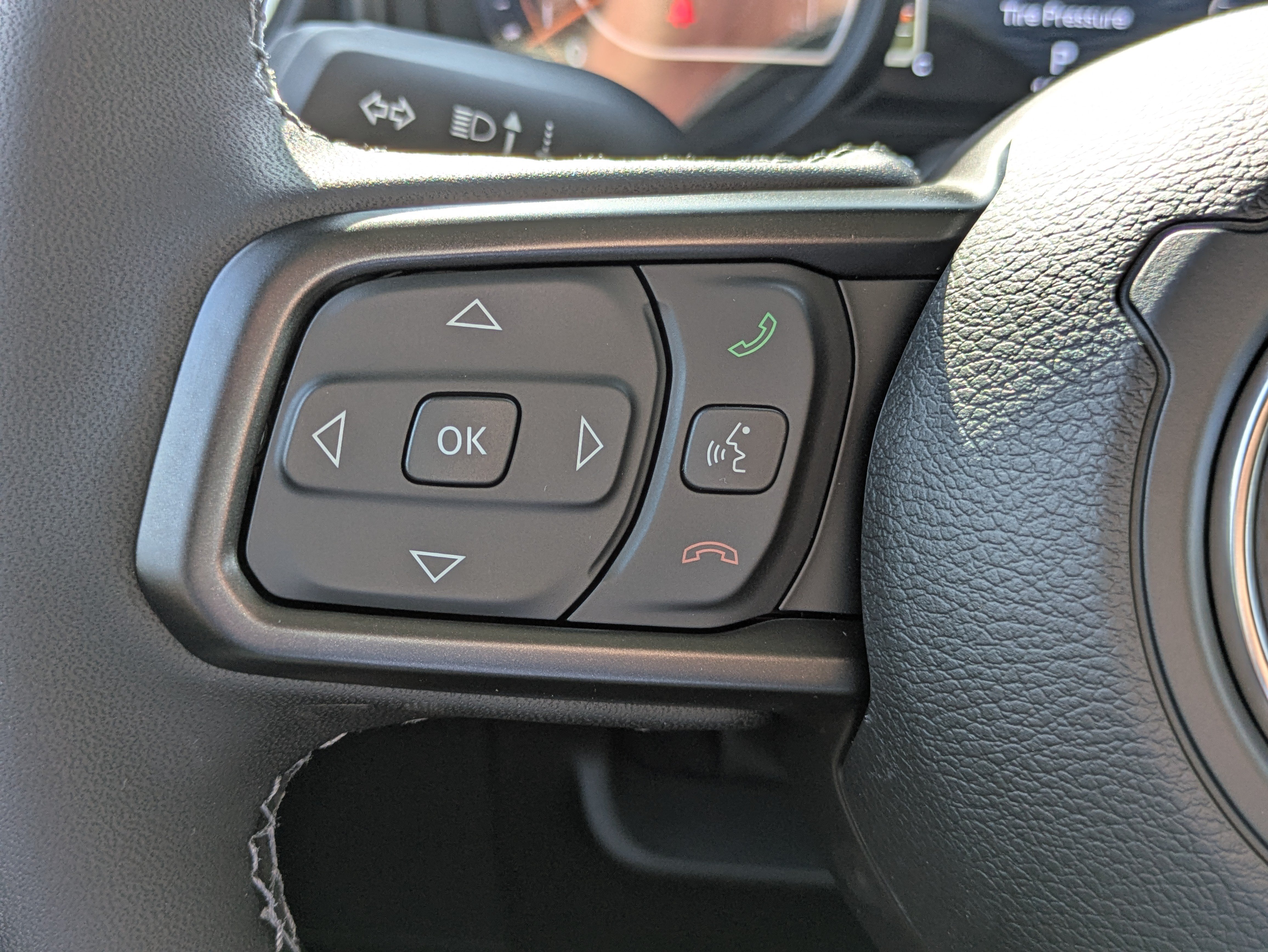 New 2026 Jeep Gladiator Sport AWD/4WD image 18
