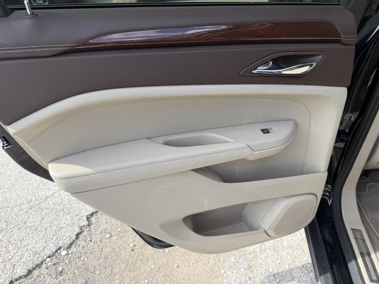Used 2011 Cadillac SRX Premium AWD/4WD image 15