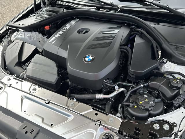 Used 2026 BMW 330i xDrive Sedan w/ M Sport Package AWD/4WD image 15