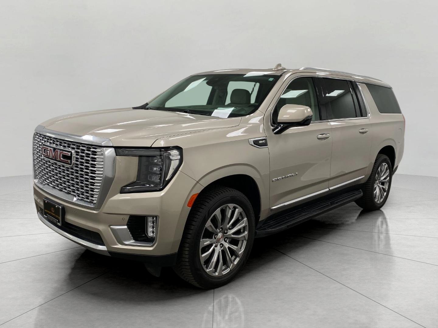 Used 2024 GMC Yukon XL Denali w/ Max Trailering Package image 11