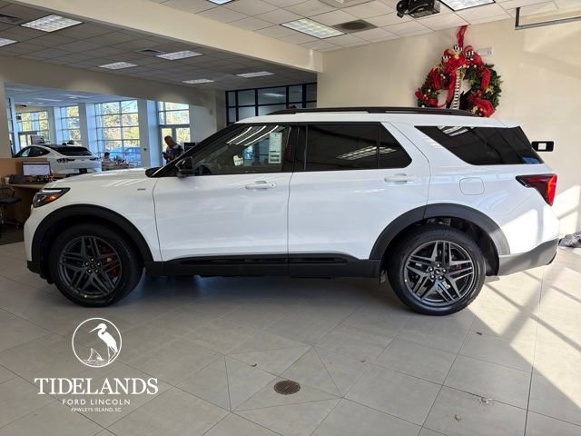 New 2026 Ford Explorer ST-Line w/ ST-Line Street Pack image 5