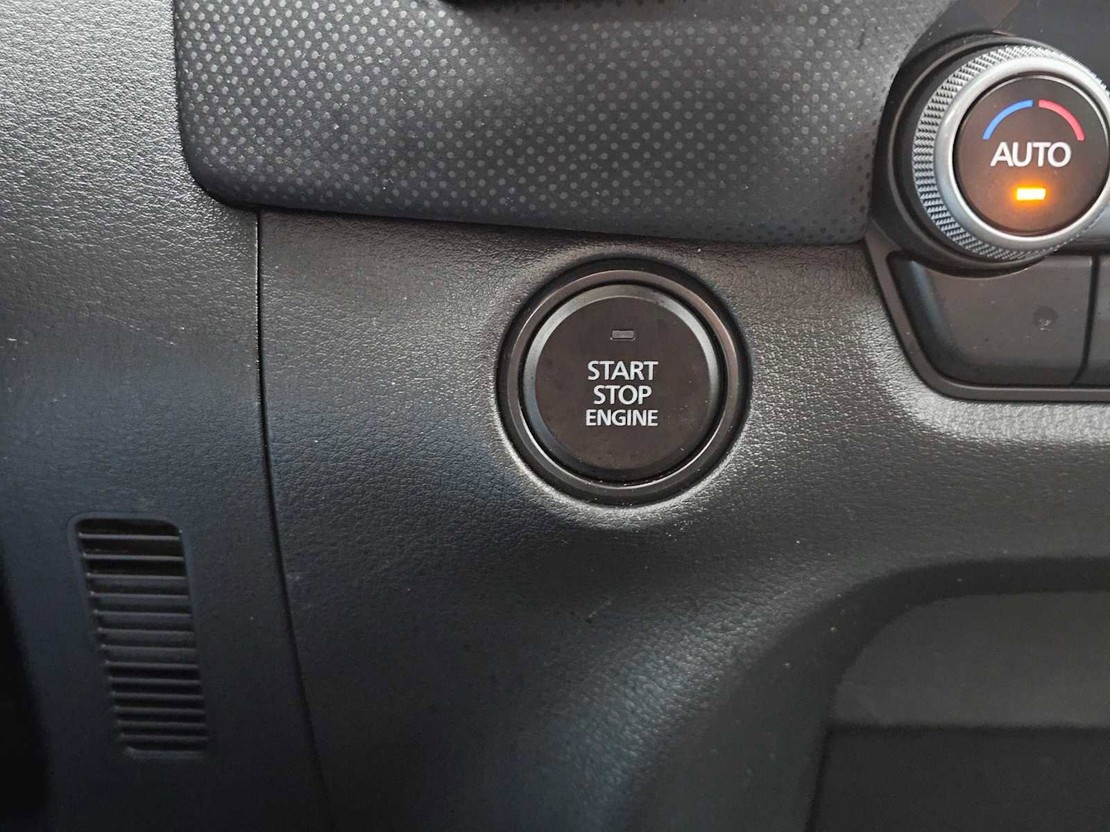 Used 2024 MAZDA CX-50 AWD 2.5 S w/ Preferred Package image 35