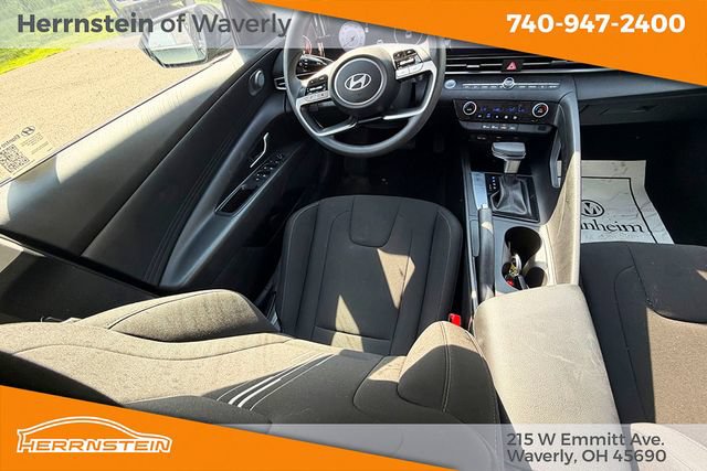 Used 2024 Hyundai Elantra SEL FWD image 12