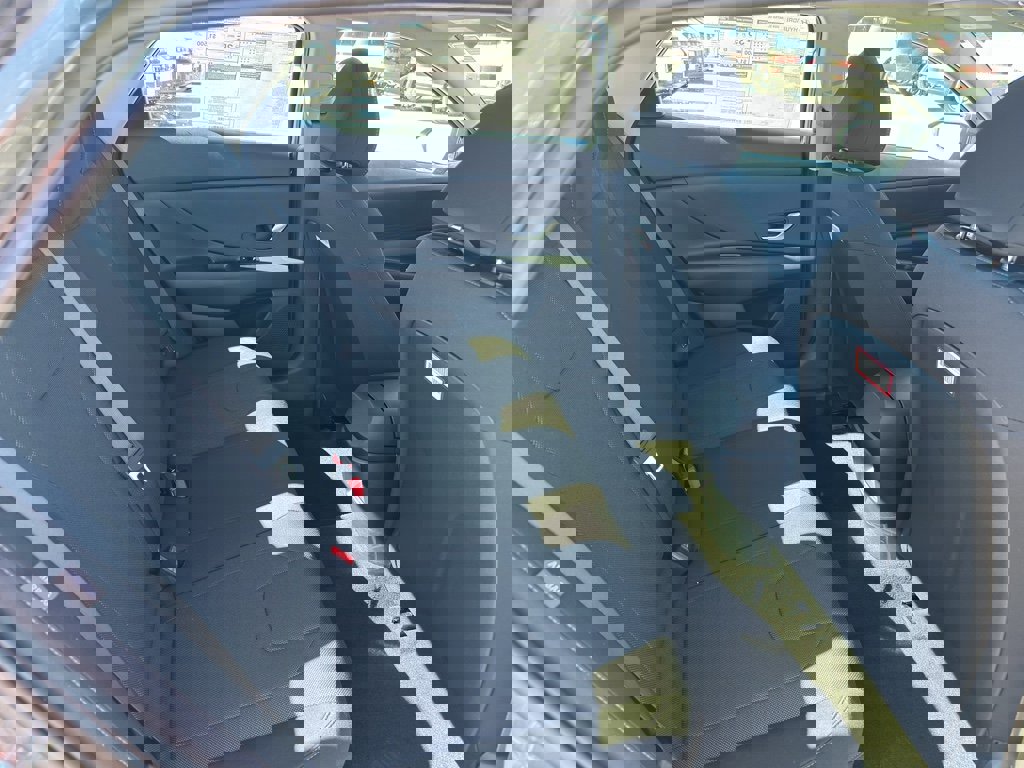 New 2026 Hyundai Elantra SE image 28