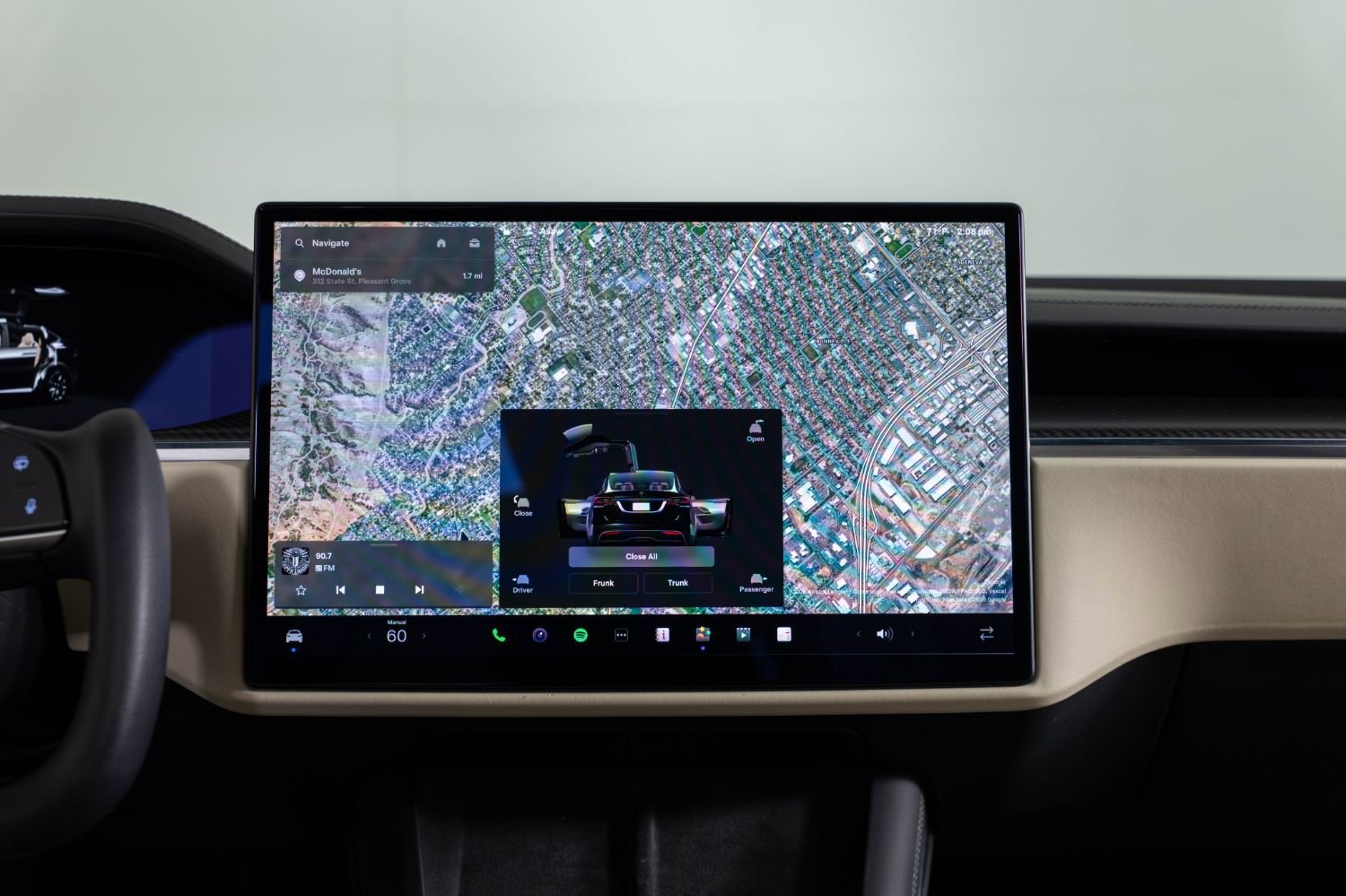 Used 2023 Tesla Model X Plaid image 38